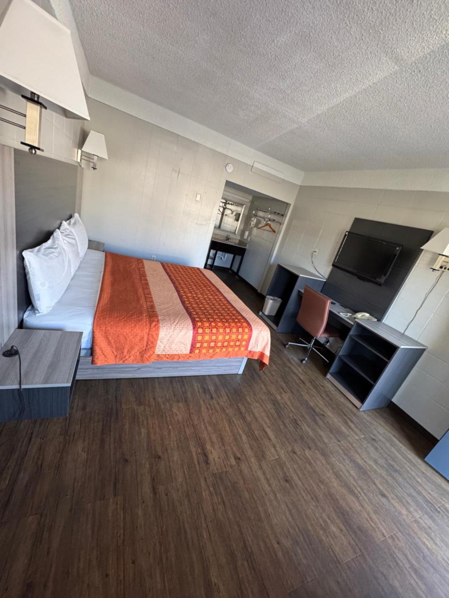 Budget Inn Carthage Bagian luar foto